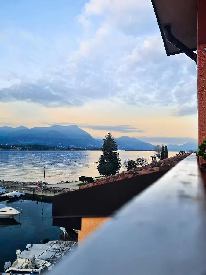 Apartment Pura Vida Apartment, Facing Lake Garda Manerba del Garda
